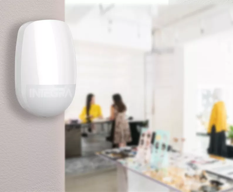 Imagen 5 de 10 de Kit Alarma Hikvision 4g Inalambrica Sirena Pir Magneto Bat